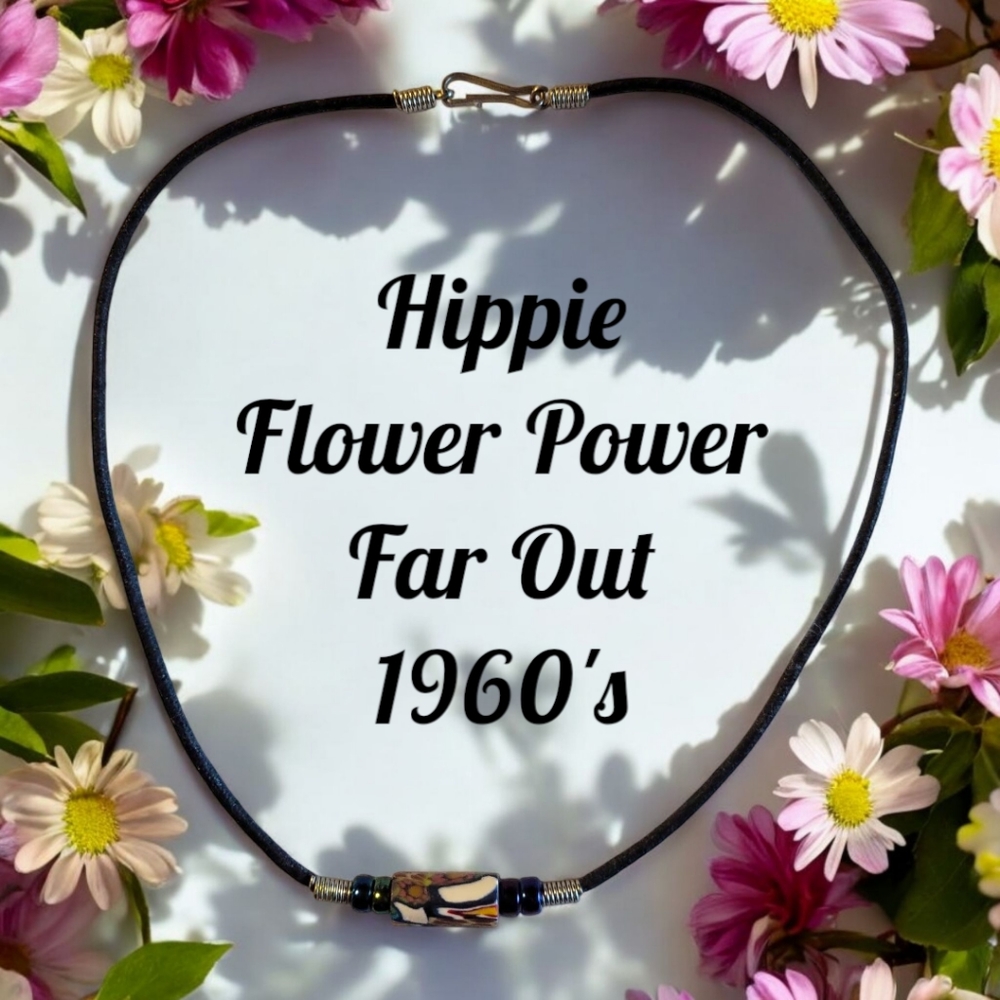 Vtg 1960's Beaded Coil Choker Necklace Unisex Boho Hippie